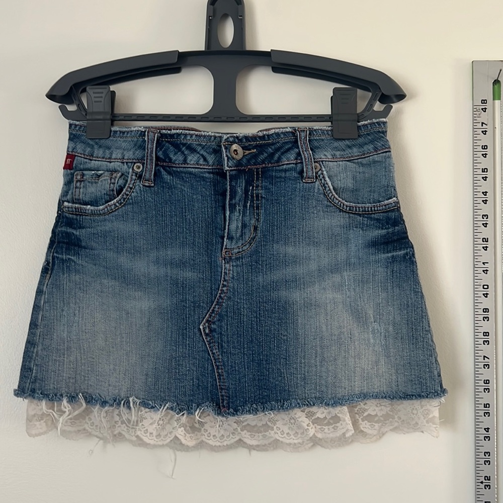 ♦️Jean skirt lace detail